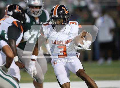Thumbnail 1 in Lakeland @ De La Salle (MaxPreps Game of the Week) photogallery.