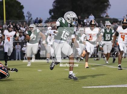 Thumbnail 2 in Lakeland @ De La Salle (MaxPreps Game of the Week) photogallery.