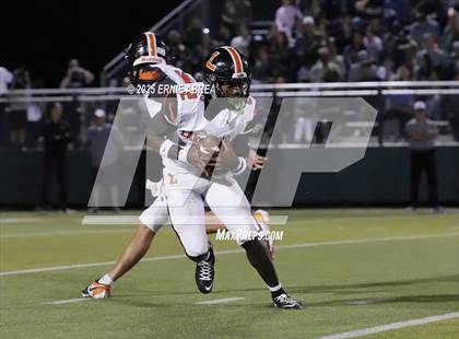 Thumbnail 1 in Lakeland @ De La Salle (MaxPreps Game of the Week) photogallery.
