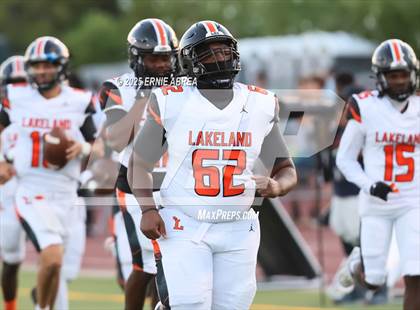 Thumbnail 3 in Lakeland @ De La Salle (MaxPreps Game of the Week) photogallery.