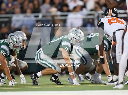 Thumbnail 3 in Lakeland @ De La Salle (MaxPreps Game of the Week) photogallery.