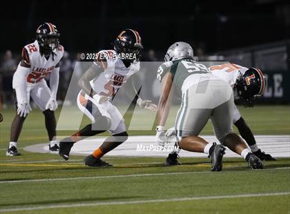 Thumbnail 3 in Lakeland @ De La Salle (MaxPreps Game of the Week) photogallery.