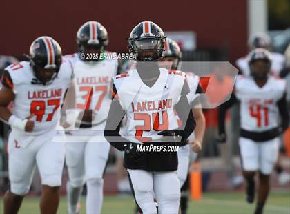 Thumbnail 1 in Lakeland @ De La Salle (MaxPreps Game of the Week) photogallery.