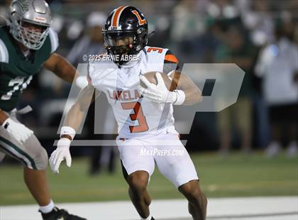 Thumbnail 2 in Lakeland @ De La Salle (MaxPreps Game of the Week) photogallery.