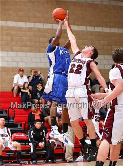 Thumbnail 3 in Palisades vs. Torrance (Pacific Shores Tournament) photogallery.