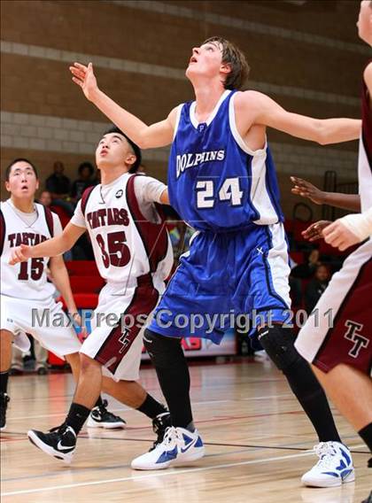 Thumbnail 1 in Palisades vs. Torrance (Pacific Shores Tournament) photogallery.