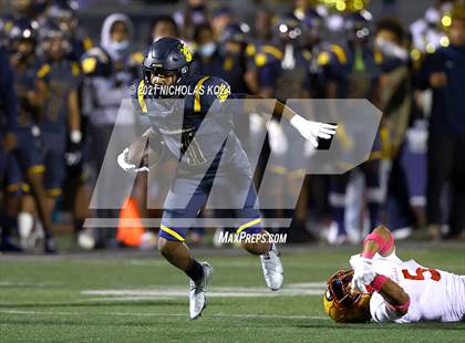 Thumbnail 1 in Dominguez vs. Warren photogallery.