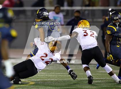 Thumbnail 1 in Dominguez vs. Warren photogallery.
