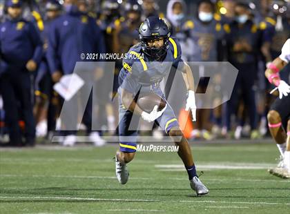 Thumbnail 1 in Dominguez vs. Warren photogallery.