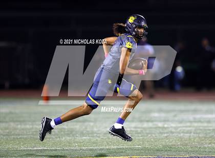 Thumbnail 2 in Dominguez vs. Warren photogallery.