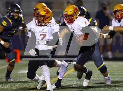 Thumbnail 2 in Dominguez vs. Warren photogallery.