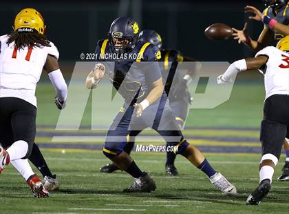 Thumbnail 1 in Dominguez vs. Warren photogallery.