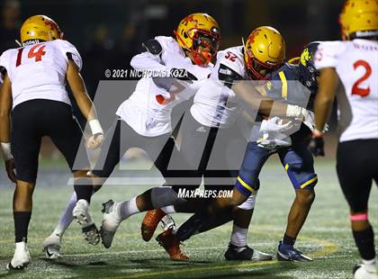 Thumbnail 3 in Dominguez vs. Warren photogallery.