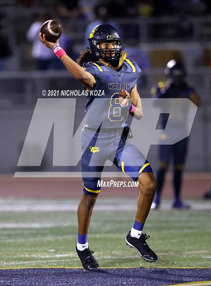 Thumbnail 3 in Dominguez vs. Warren photogallery.