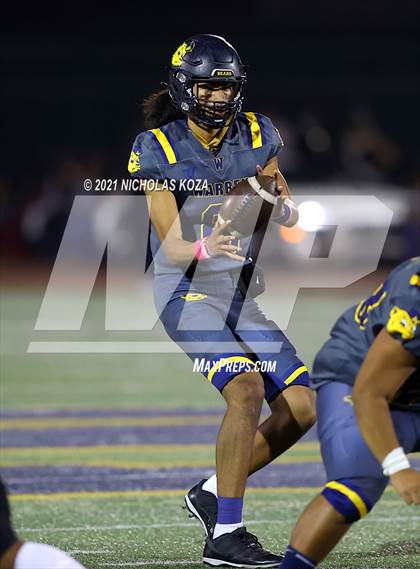 Thumbnail 2 in Dominguez vs. Warren photogallery.