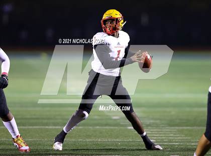 Thumbnail 3 in Dominguez vs. Warren photogallery.