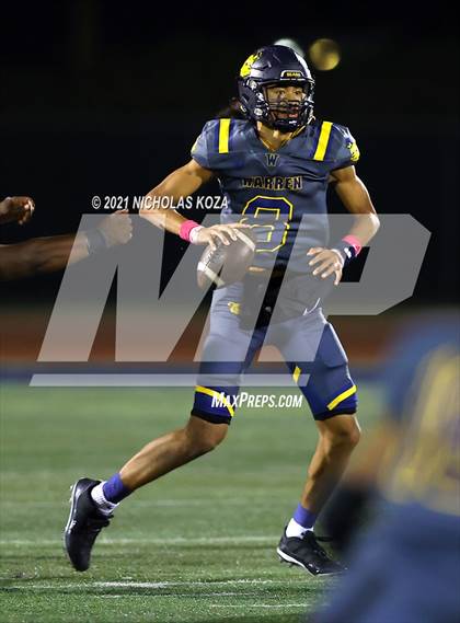 Thumbnail 3 in Dominguez vs. Warren photogallery.