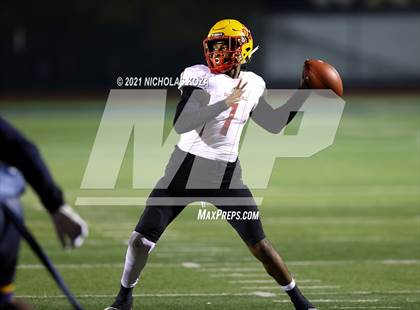 Thumbnail 2 in Dominguez vs. Warren photogallery.