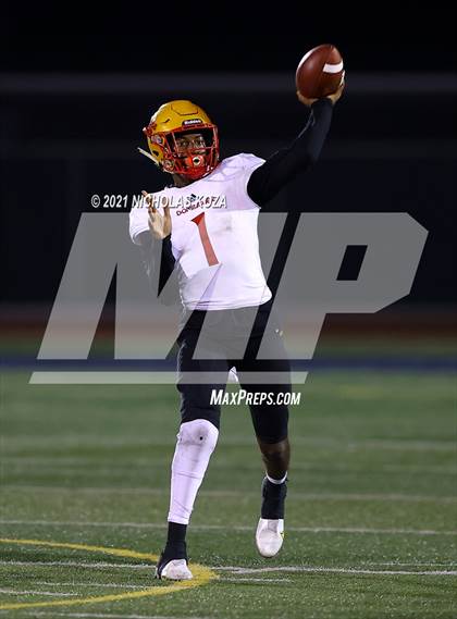 Thumbnail 1 in Dominguez vs. Warren photogallery.