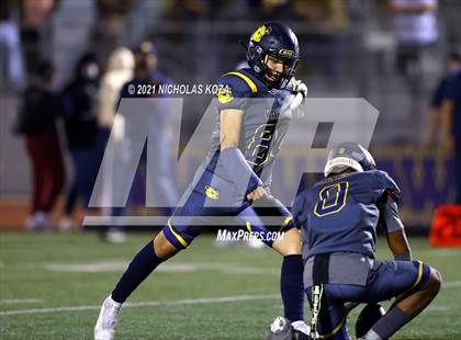 Thumbnail 1 in Dominguez vs. Warren photogallery.