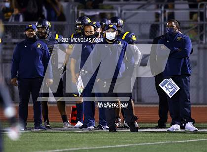 Thumbnail 1 in Dominguez vs. Warren photogallery.