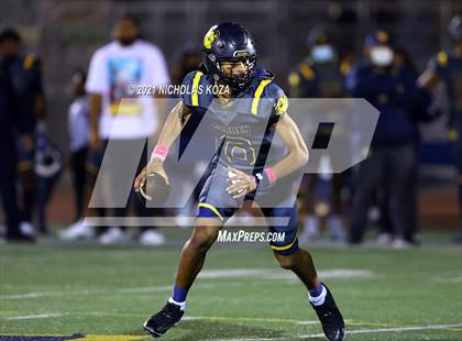 Thumbnail 2 in Dominguez vs. Warren photogallery.