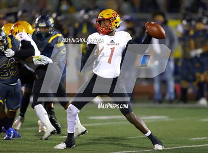 Thumbnail 3 in Dominguez vs. Warren photogallery.