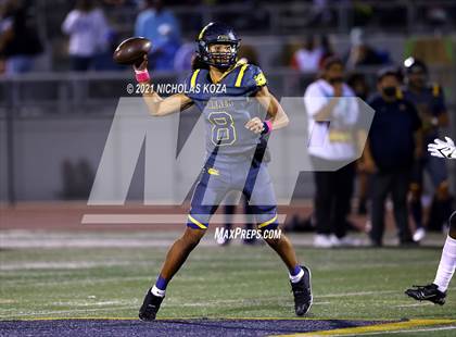 Thumbnail 2 in Dominguez vs. Warren photogallery.