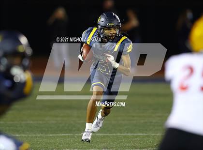 Thumbnail 3 in Dominguez vs. Warren photogallery.
