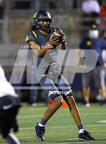 Thumbnail 3 in Dominguez vs. Warren photogallery.