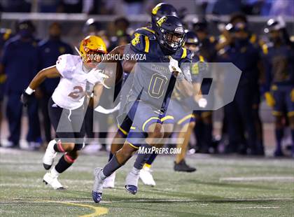 Thumbnail 3 in Dominguez vs. Warren photogallery.