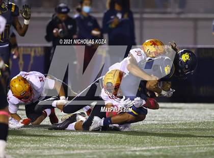 Thumbnail 2 in Dominguez vs. Warren photogallery.
