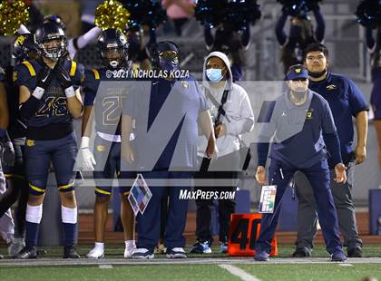 Thumbnail 2 in Dominguez vs. Warren photogallery.