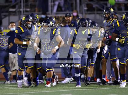 Thumbnail 3 in Dominguez vs. Warren photogallery.