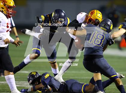Thumbnail 1 in Dominguez vs. Warren photogallery.