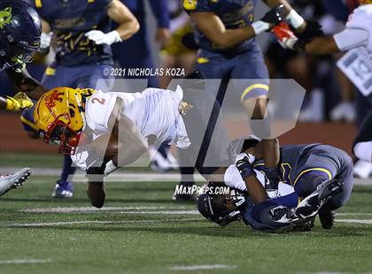 Thumbnail 2 in Dominguez vs. Warren photogallery.