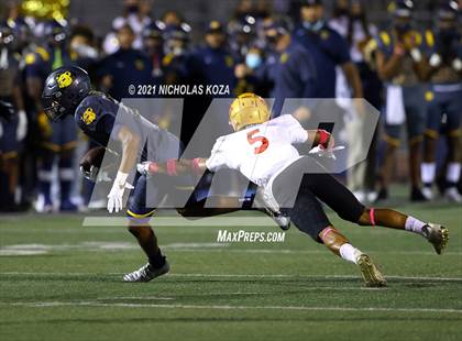 Thumbnail 2 in Dominguez vs. Warren photogallery.