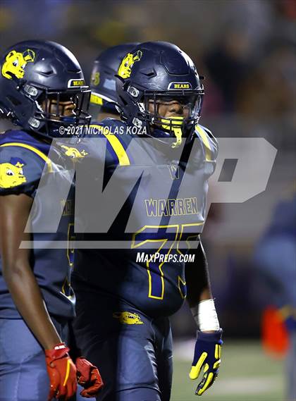 Thumbnail 3 in Dominguez vs. Warren photogallery.