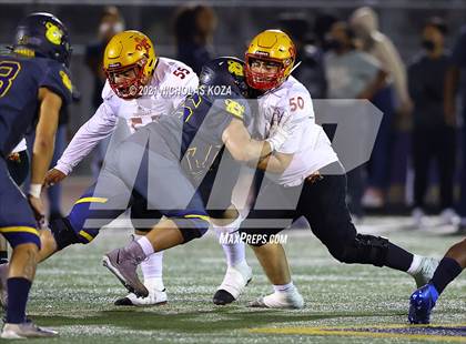 Thumbnail 2 in Dominguez vs. Warren photogallery.