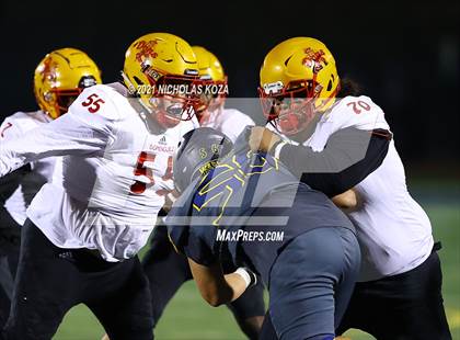 Thumbnail 3 in Dominguez vs. Warren photogallery.