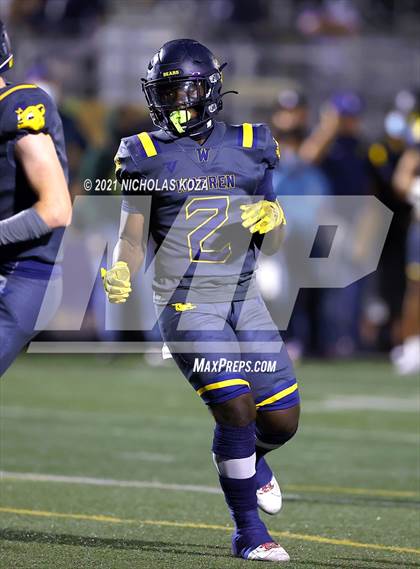 Thumbnail 3 in Dominguez vs. Warren photogallery.