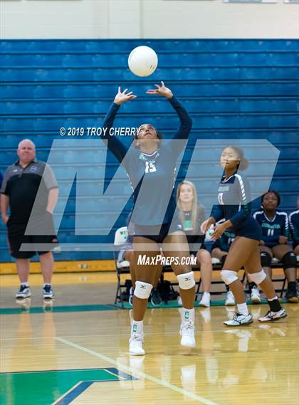 Thumbnail 1 in Carmel Christian vs Weddington photogallery.