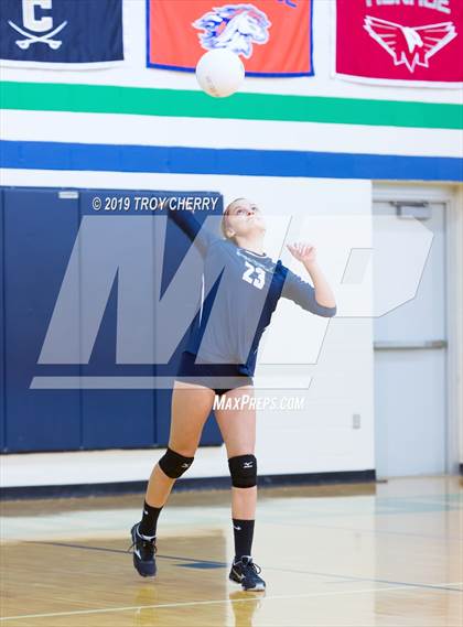 Thumbnail 1 in Carmel Christian vs Weddington photogallery.