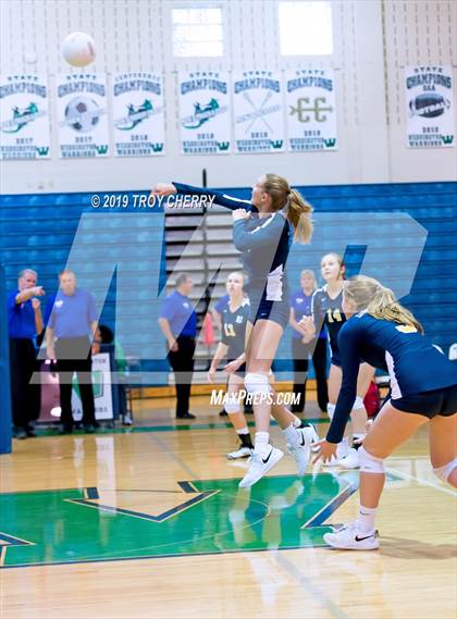 Thumbnail 2 in Carmel Christian vs Weddington photogallery.