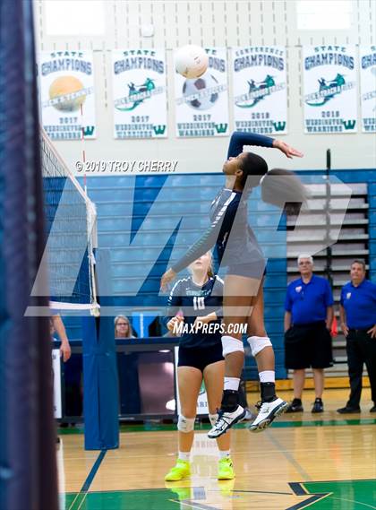 Thumbnail 3 in Carmel Christian vs Weddington photogallery.