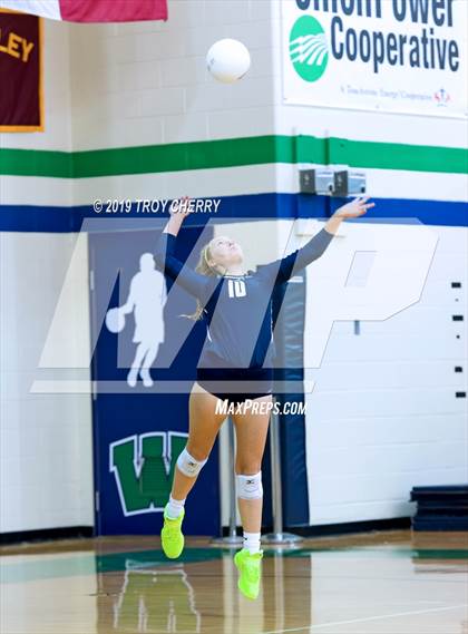 Thumbnail 3 in Carmel Christian vs Weddington photogallery.