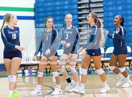 Thumbnail 2 in Carmel Christian vs Weddington photogallery.