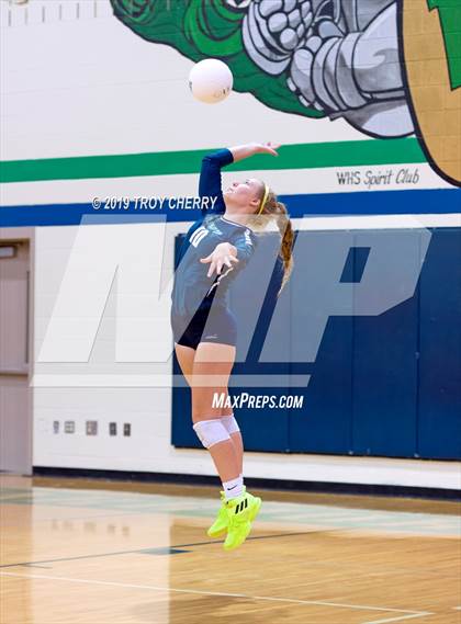 Thumbnail 1 in Carmel Christian vs Weddington photogallery.