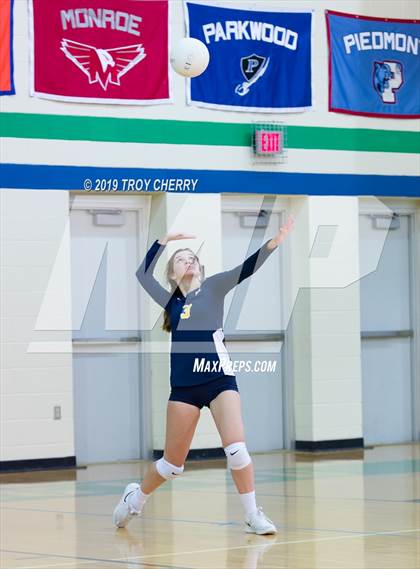 Thumbnail 2 in Carmel Christian vs Weddington photogallery.