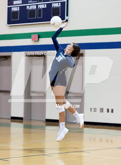 Thumbnail 1 in Carmel Christian vs Weddington photogallery.